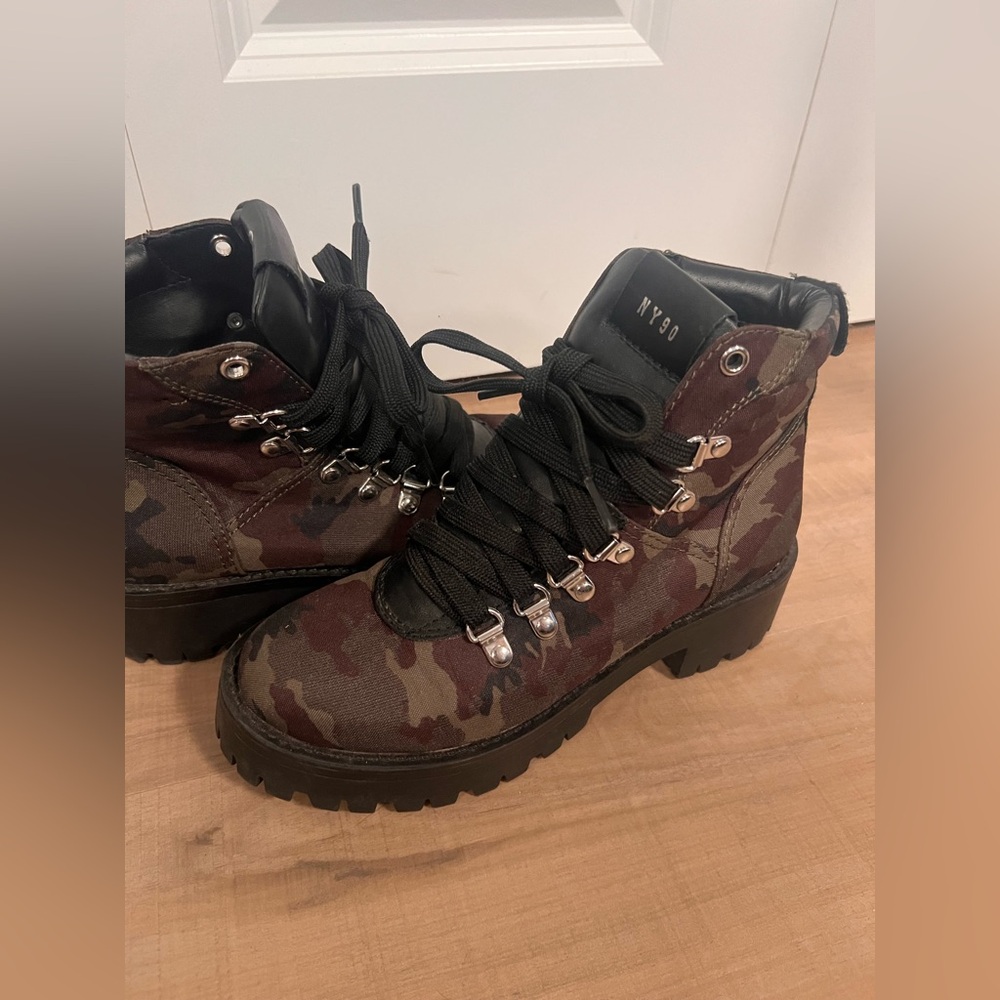 Camo combat bootss - Picture 2 of 8